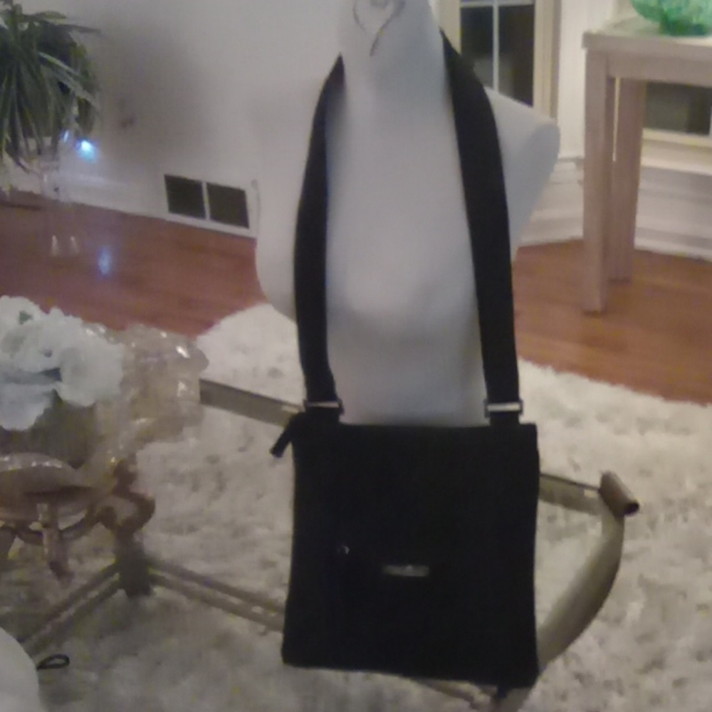 Vera Bradley cross body black